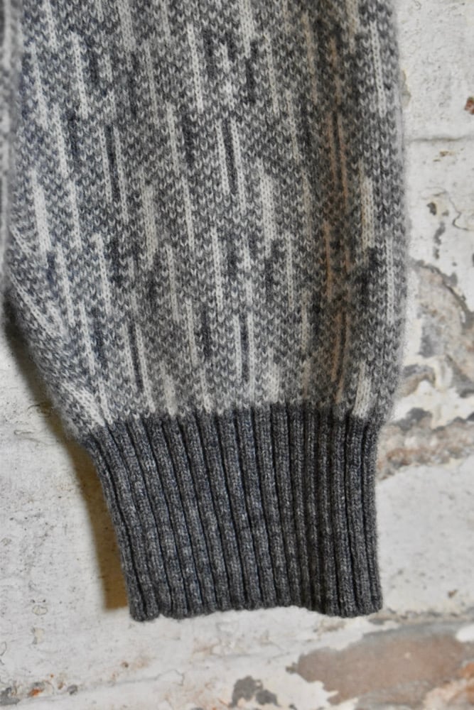 Image of Pure Wool Pattern Pullover Jumper