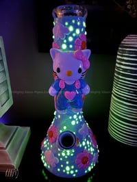 Image 22 of Hello Kitty Water Pipe Bong 