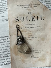 Image 4 of Magnifique fiole en cristal et plaqué argent, XIXÈME siècle