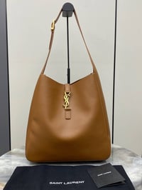Image 7 of Y bucket bag (click to browse)