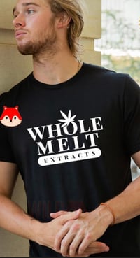 Image 3 of Wholemelt 2g T-Shirt Dual Chamber Dual Flavor Disposable 
