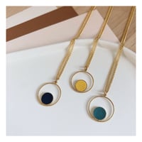 Image 4 of Colliers Esmée