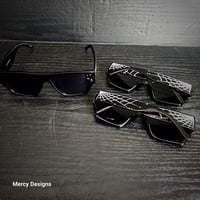 Image 5 of Spider traps