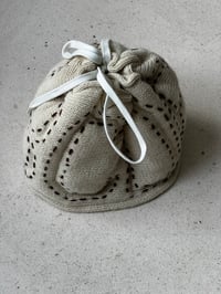 Image 4 of BEANIE ABCRDS BEIGE/BLACK