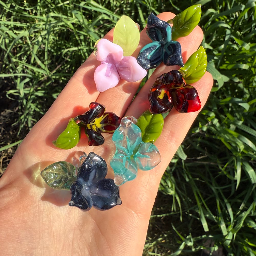 Image of Three Petaled Flower Pendants 