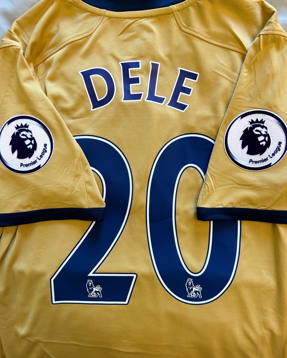 Image of Tottenham Hotspur “DELE 20” 2016/17 Third Shirt + PL patches (M)