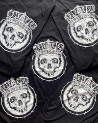 Image 2 of Finis Gloriae Mundi T-SHIRT