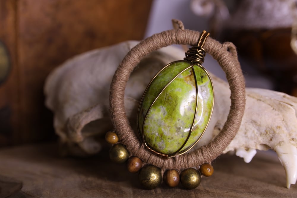 Image of Beige hemp cord pistachio opal necklace