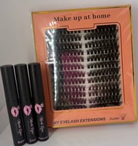 Image 1 of Cluster lashes set orange box