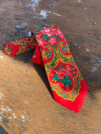 Image 6 of GRAVATA VERMELLA. Feita a man. 