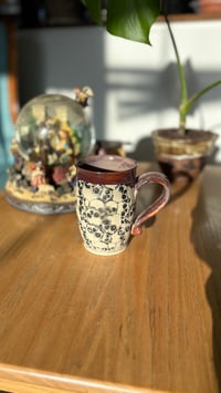 Image 7 of Skull mug 08