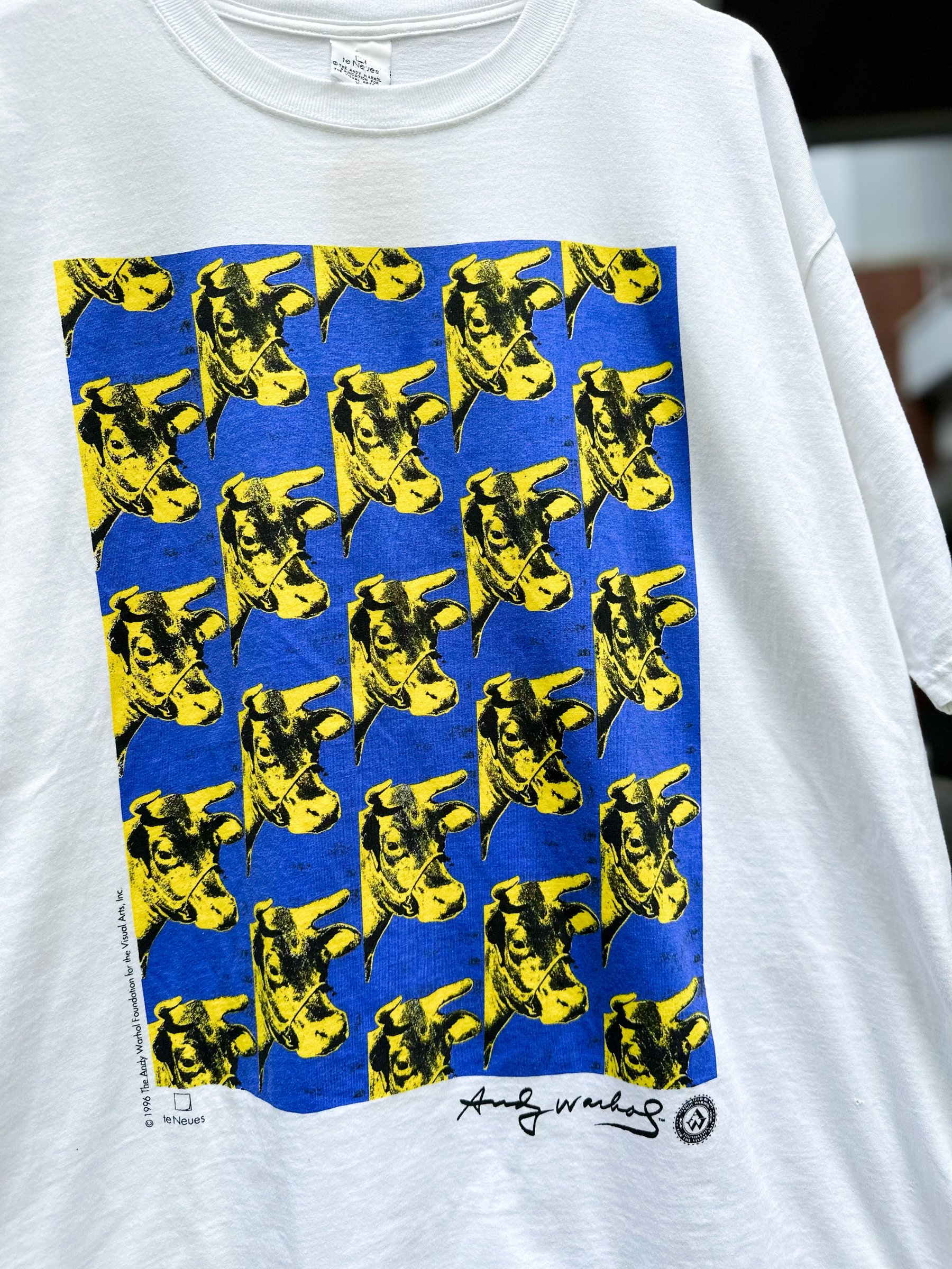 Standout Vintage — 1996 Vintage ANDY WARHOL Cow Wallpaper Art Tee 
