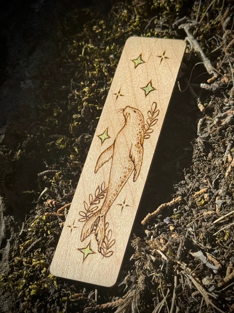 The Seal - Mini Gilded Guardian Bookmark 
