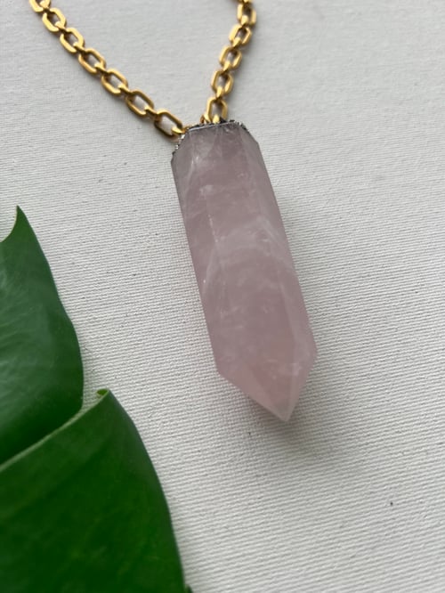Image of BIG MAMA • Rose Quartz Large Crystal Necklace