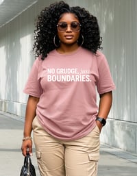 Image 4 of NO GRUDGE TEE