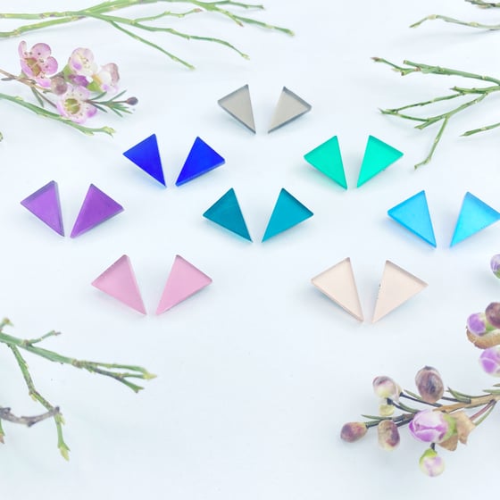 Image of Triangle L barevné zrcadlové