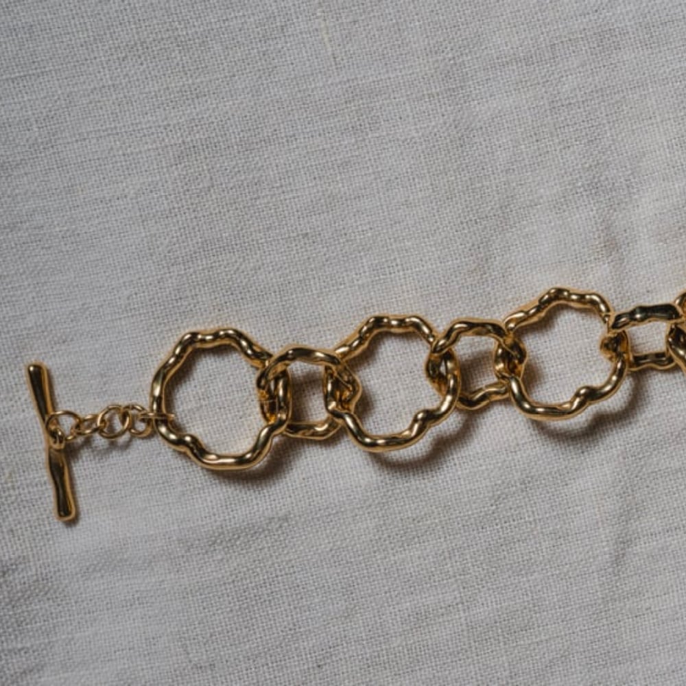 Image of SIRENA 18ct Gold Plated Hammered Chain Bracelet 