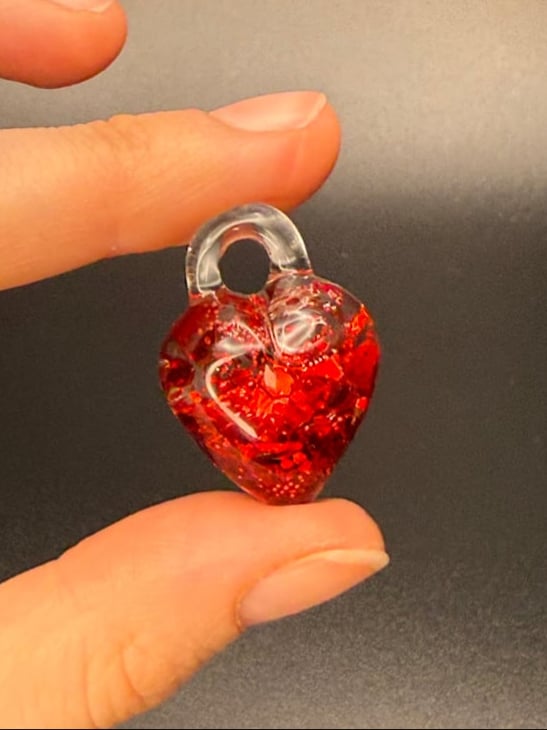 Image of Glitter Heart Pendant