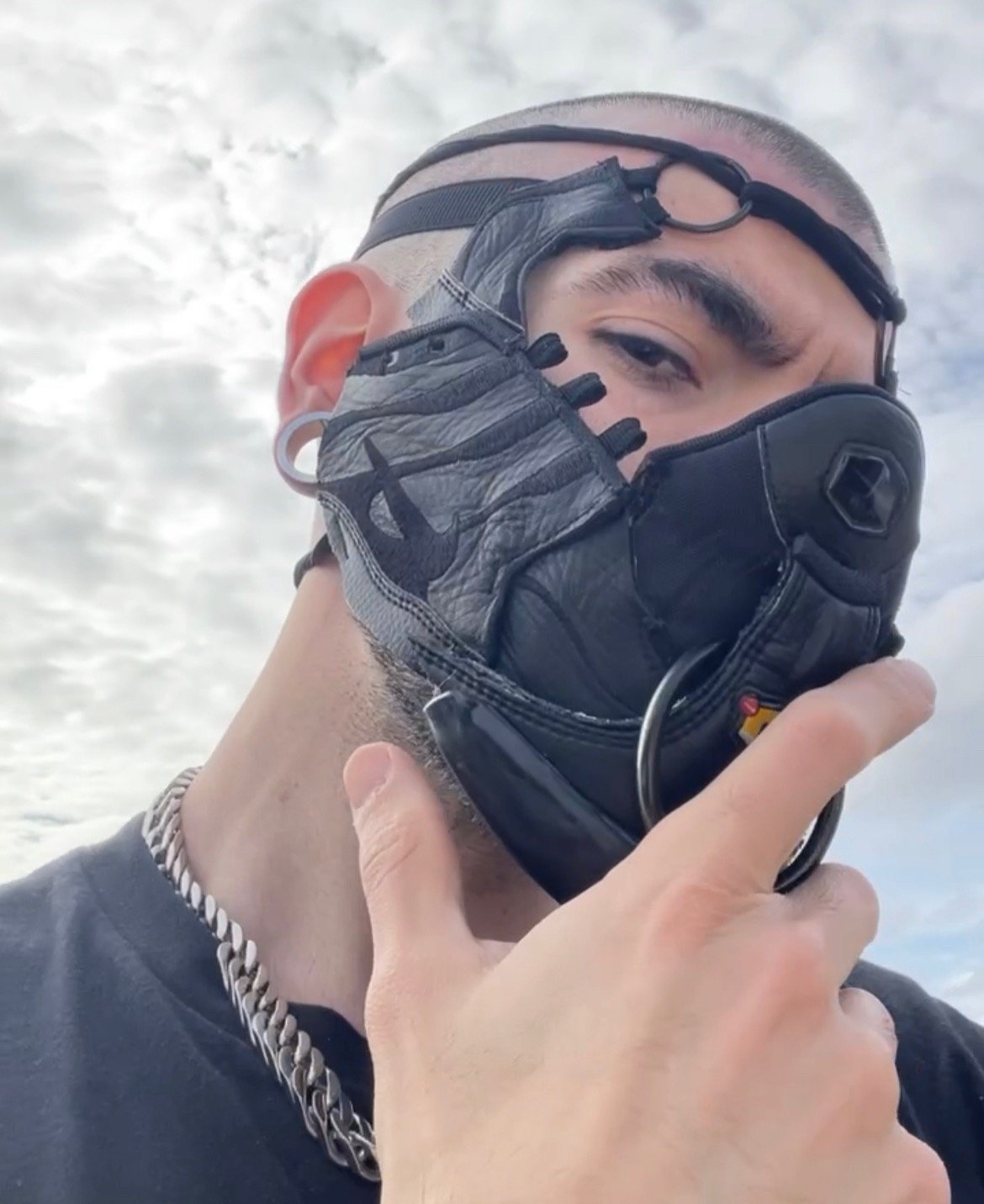 LEATHER RING MASK / SNEAKER MASK / FULL BLACK | ALBINOHECTOR