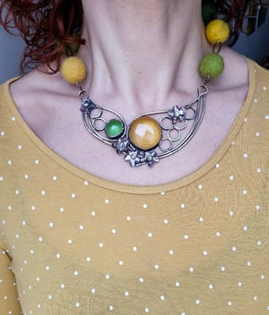 Yellow and green summer necklace 