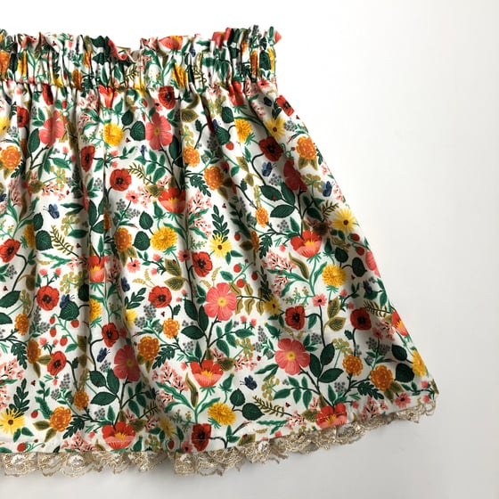 Image of Girls Fun & Fabulous Skirt - Cream Floral 