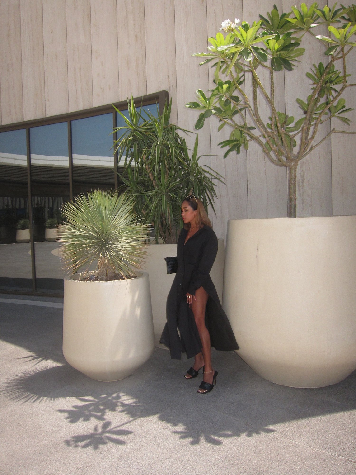 Image of OVERSIZED LONG BLACK SHIRT DRESS WITH SLIT (M)