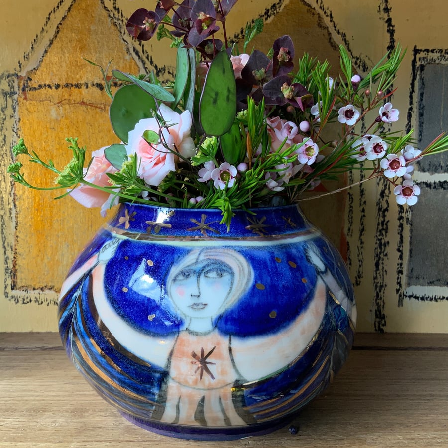 Image of Fairytales Vase, Dream weaving.