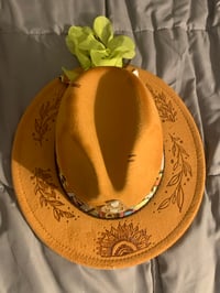 Image 5 of “Con Amor Eterno Te He Amado" Hand-Burned Narrow Brim Panama Hat