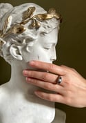 Superbe bague victorienne, XIXème siècle, en argent massif, grenats et opale, Taille 53-54