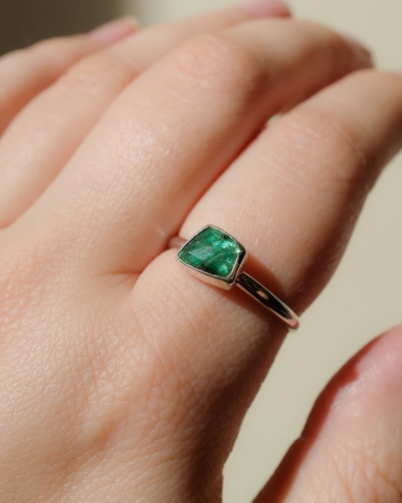 Image of Emerald Stacking Ring Size 9