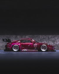 Image 20 of ROXY PORCHE 911 GT3 CUSTOM 