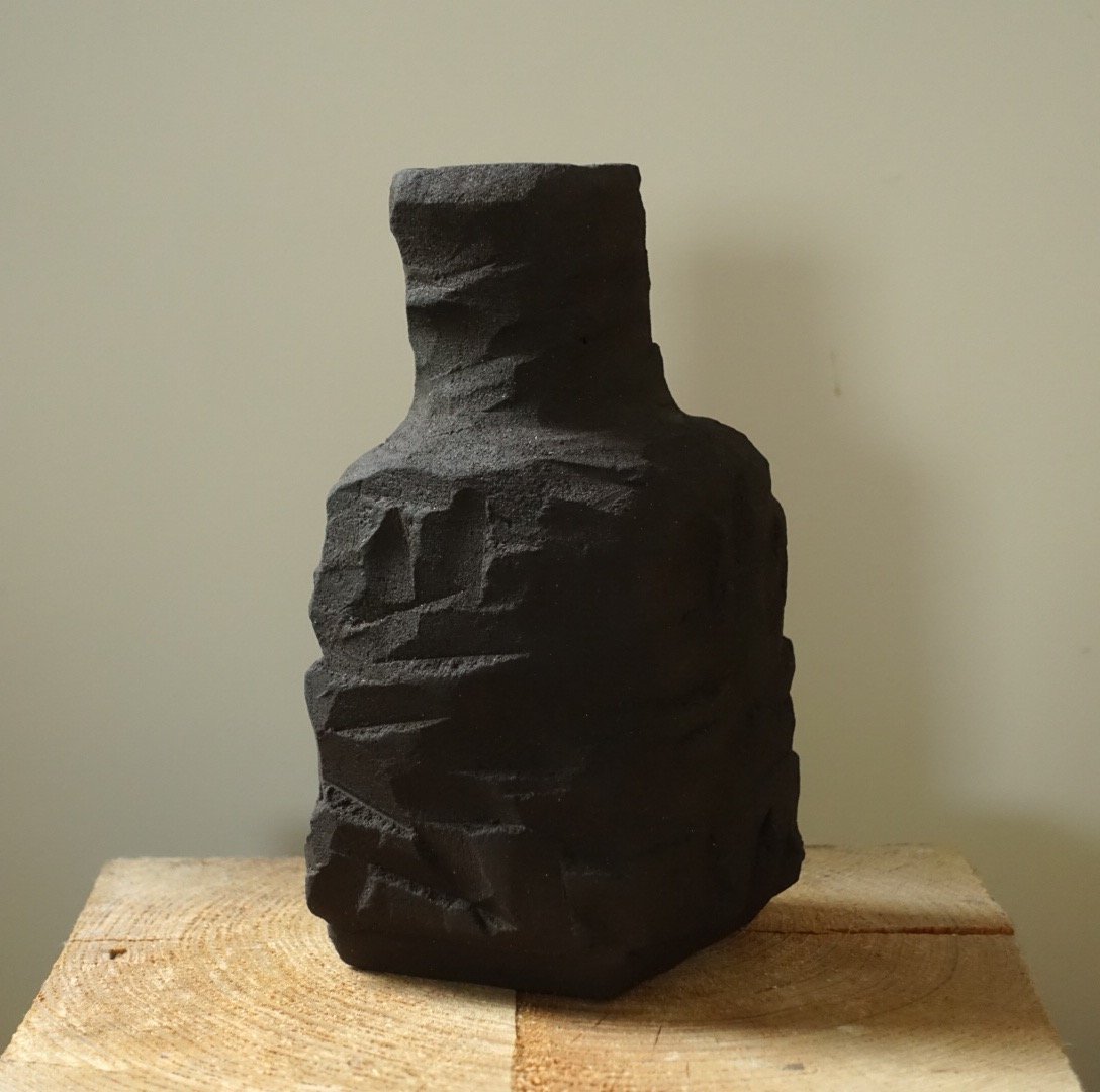 Image of Black Kurinuki vase