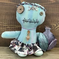 Image 1 of Livendira