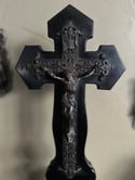 Christ sur croix, bois noirci, époque Napoleon III, XIXème siècle 