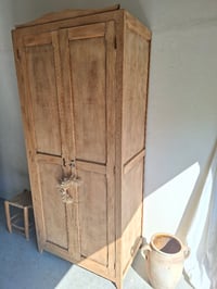 Image 3 of ARMOIRE PENDERIE PARISIENNE EN HÊTRE MASSIF 