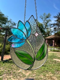 Image 3 of Sweet Flower Drop