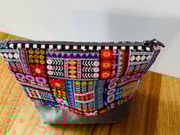 Image 4 of Fabric Zipper Pouch - Vibrant Flowers