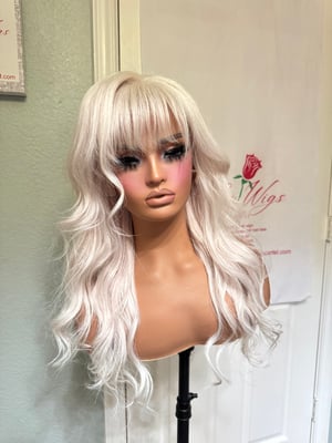 Image of All human hair 90s blonde