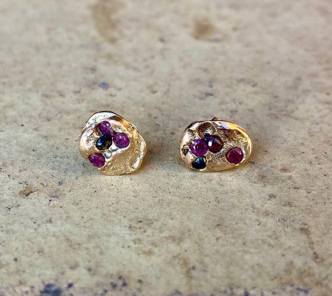 Gold embedded ruby sapphire studs 