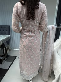 Image 7 of ariana
