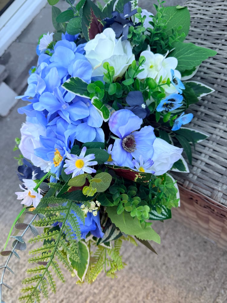 Image of Special Offer - Grave Arrangement 
