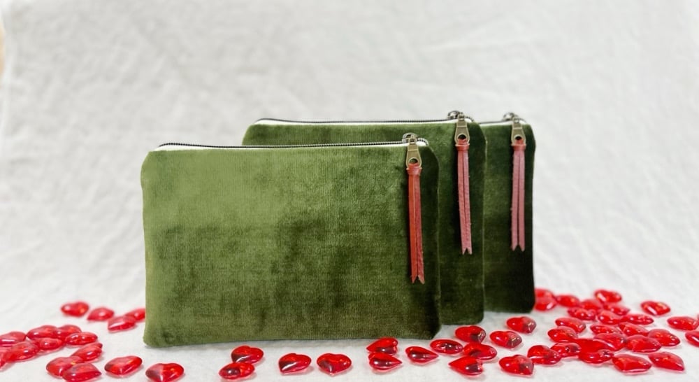 Image of Moss Clutch