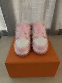 Image 2 of LNV Pink