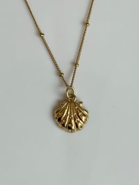 Image 2 of Gold Sparkly Scallop Shell Necklace