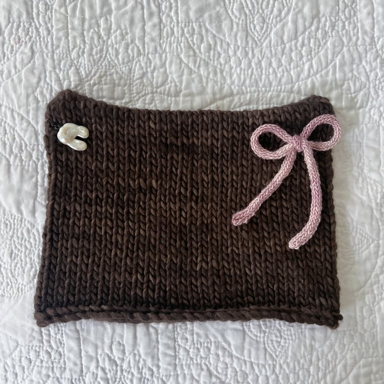 Cutie Kitty Charm Beanie - Dark Brown