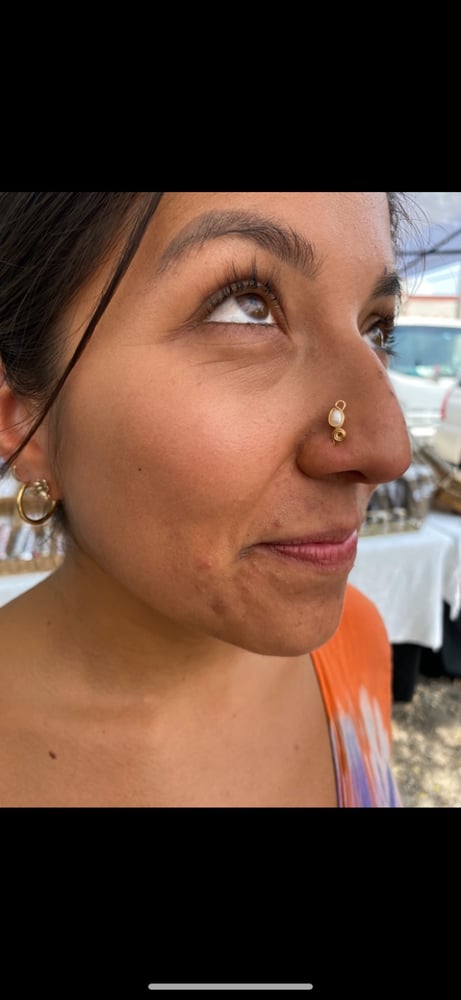 Image of Pearl nose ring