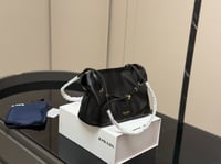 Image 2 of Pra Dada Bag