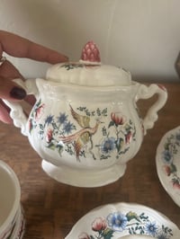 Image 6 of Service à café: 4 tasses et soucoupes, avec le sucrier. Faïence de Sarreguemines, 1970
