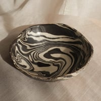 Image 5 of Medium bowl 