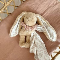 Image 1 of DOUDOU ET DON LANGE FLEURI ROSE